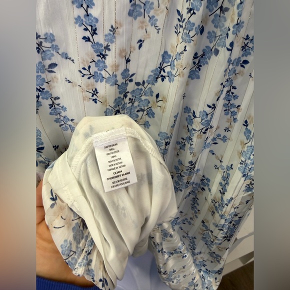 NWT Tamara H. Floral Blue and White Women's Top Sz 2X - Picture 6 of 6